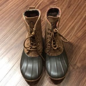 MarleyLily Duck Boots Sz 7